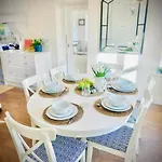 Cobblers Walk - Luxury Country Getaway