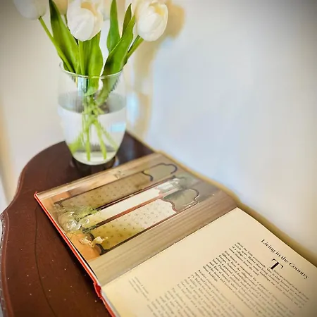 Cobblers Walk - Luxury Country Getaway